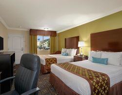 Ramada by Wyndham Anaheim Maingate North Genel