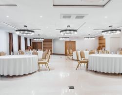 Ramada by Wyndham Astana Genel