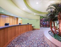 Ramada Tropics Resort by Wyndham Des Moines Genel