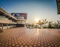 Ratnaa Resort Dış Mekan