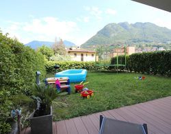 Rebecca Garden in Lugano Oda