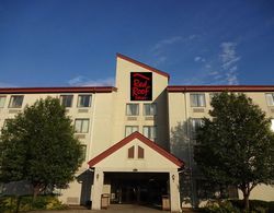 Red Roof Inn Suites Indianapolis Airport Genel