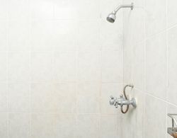 RedDoorz @ Mataram Kuta 2 Banyo Tipleri