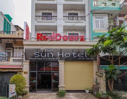 RedDoorz The Sun Hotel near Duong Quang Ham Street Dış Mekan