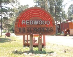 Redwood Commons Dış Mekan