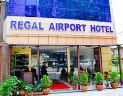 Regal Airport Hotel Dış Mekan