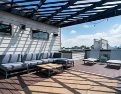 Regal Rooftop Retreat Rise Above the Ordinary Oda Düzeni