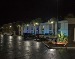 Regency Inn & Suites Dış Mekan