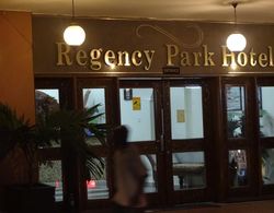 Regency Park Hotel Dış Mekan
