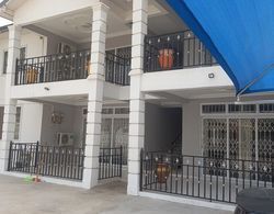 Remarkable 2-bed Apartment in Afienya, Ghana Dış Mekan