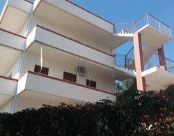 Remarkable 2-bed Apartment in Dhermi Dış Mekan