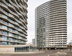 Remarkable 2-bed Apartment in London Amazing Views Dış Mekan