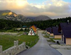 Remarkable 3-bed House in Zabljak Dış Mekan