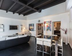 Rental In Rome Cosmopolitan Hi-tech Luxury Apartment İç Mekan