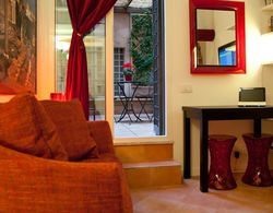 Rental In Rome Monti Suite Terrace İç Mekan