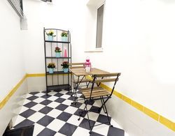 RentalSevilla Confortable apartamento cerca de Plaza Pilatos Oda Düzeni