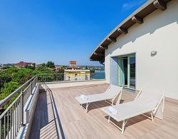 Residenza Miralago With Pool - Penthouse With Lake View Oda