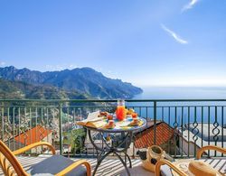 Residenza Rosalia With Sea View Private Terraces and Air Conditioning Oda