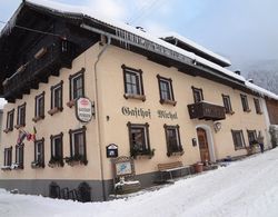 Hotel Restaurant Gasthof Michal Dış Mekan