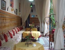 Riad Maryam Genel