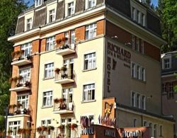 Hotel Richard Dış Mekan