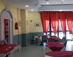 Hotel Ristorante Euromotel Bari Kahvaltı