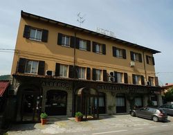 Hotel Ristorante Tre Galletti Dış Mekan
