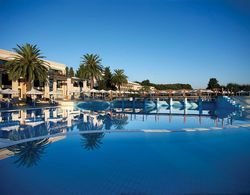 Roda Beach Resort & Spa Havuz