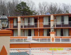 Rodeway Inn & Suites Greensboro Genel