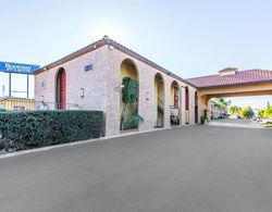 Rodeway Inn & Suites San Bernardino area Genel