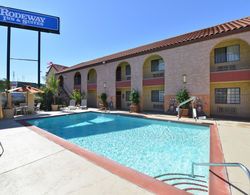 Rodeway Inn & Suites San Bernardino area Havuz