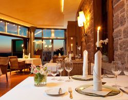 Romantik Hotel auf der Wartburg Yeme / İçme