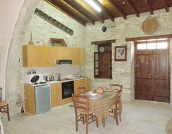 Romios Holiday Apartments Genel