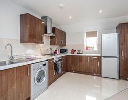 Roomspace Apartments - Nevis Court Mutfak