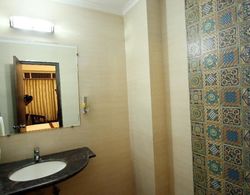 Rousha Inn Banyo Tipleri