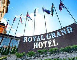 Royal Grand Hotel (Truskavets) Dış Mekan