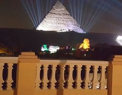 Royal pyramids Inn Öne Çıkan Resim