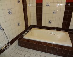 Royal Hotel Uohachi Bettei Banyo Tipleri