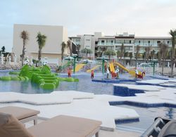 Royalton Riviera Cancun-All Inclusive Havuz