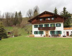 Rustic Holiday Home near Ski Area in Hopfgarten im Brixental Dış Mekan