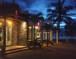 Saara Beach Hotel Dış Mekan