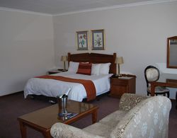 Safari Lodge, Hotel & Convention Centre Genel