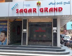 Hotel Sagar Grand Dış Mekan