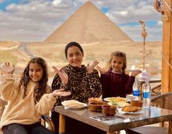 Sahara Pyramids Inn Yerinde Yemek