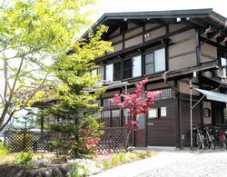 Sakura Guest House - Hostel Öne Çıkan Resim