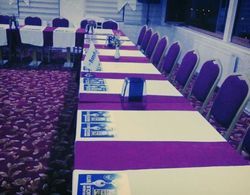 Samos Hotel İş / Konferans
