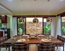Samudra · 6BR Luxury Family Pool Villa Umalas Bali Oda Düzeni