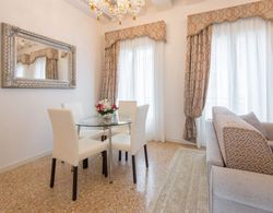 San Teodoro Palace  - Luxury Apartments Lobi