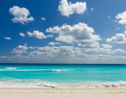 Sandos Cancun All Inclusive Plaj