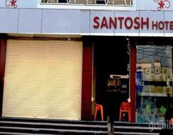 Santosh Hotel Dış Mekan
